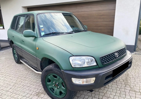 Toyota RAV4 cena 19900 przebieg: 220000, rok produkcji 1998 z Kielce małe 37